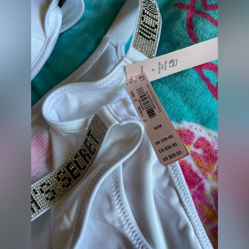 VICTORIAโS SECRET SWIM 36C Fabulous Push-Up Bikini Top And Bottom Womenโs Size M - Picture 3 of 7